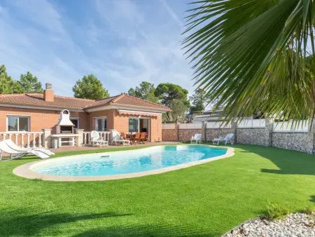 Villa à Lloret de Mar pour 6 pers. avec piscine privée, jardin, proche plage et centre 2