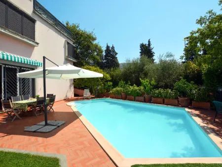Villa Lucia, Maison 6 personnes à Prato 2