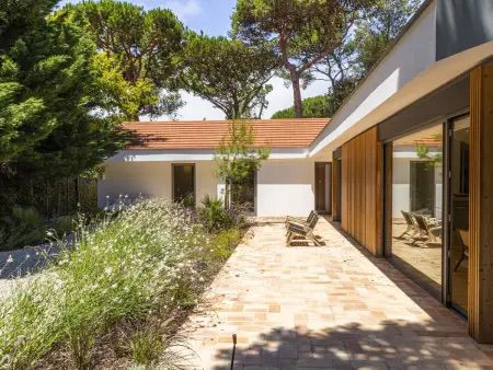 Villa moderne à Cascais avec jardins et piscine privative 3